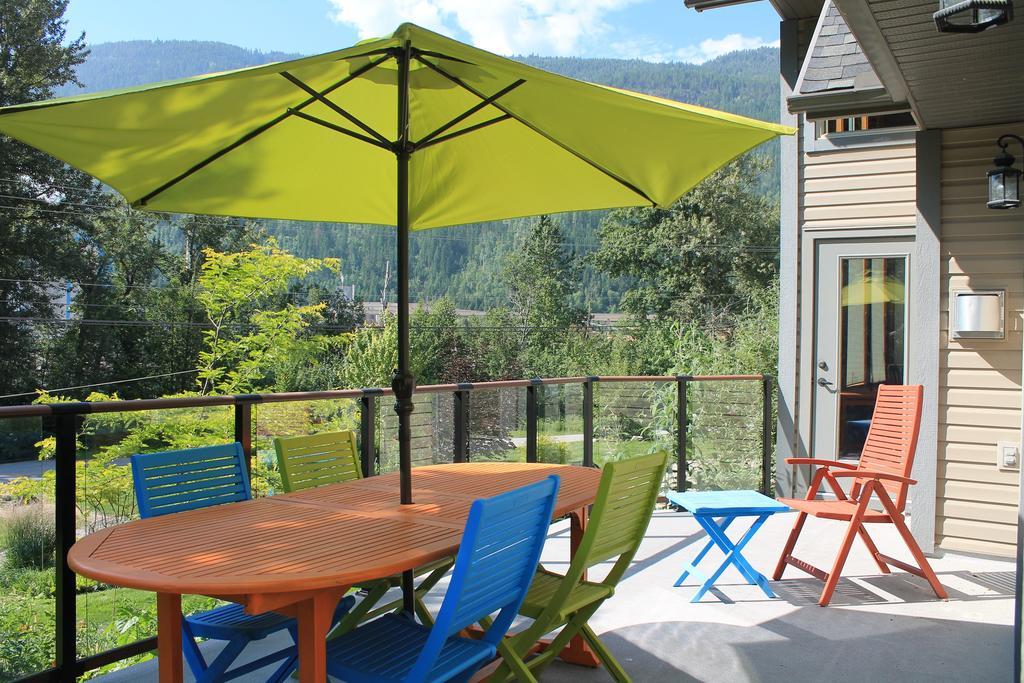 Windborne Bed & Breakfast Castlegar Room photo