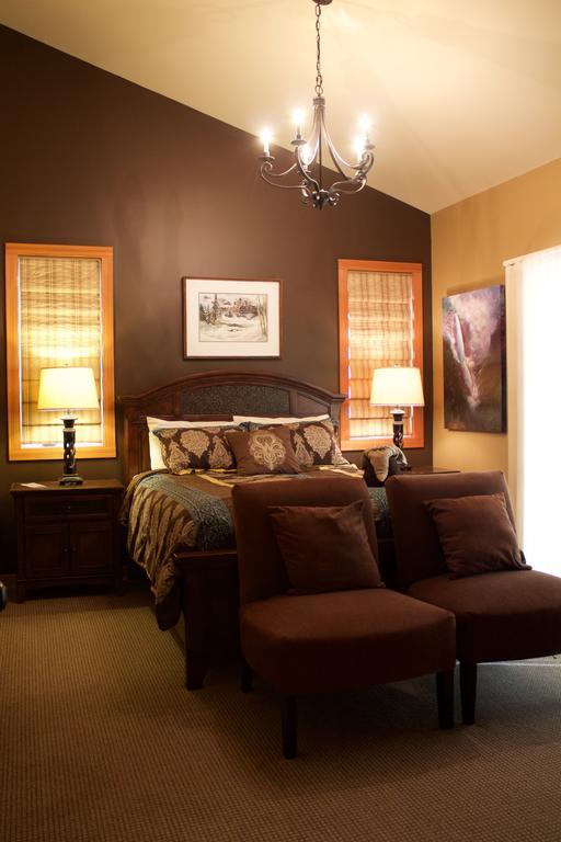 Windborne Bed & Breakfast Castlegar Room photo