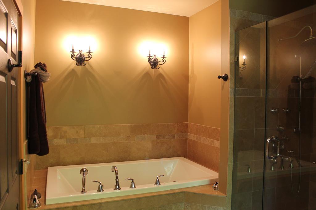 Windborne Bed & Breakfast Castlegar Room photo